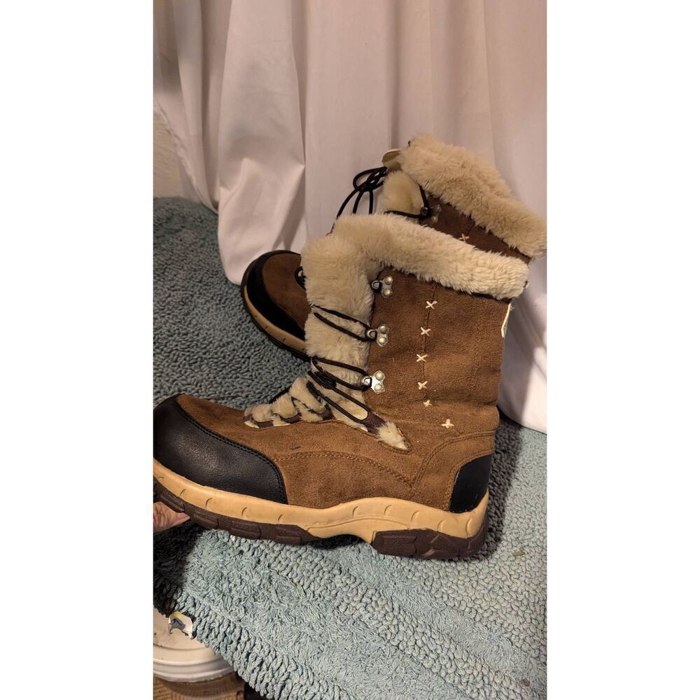 Gander mountain women's winter boots size 10